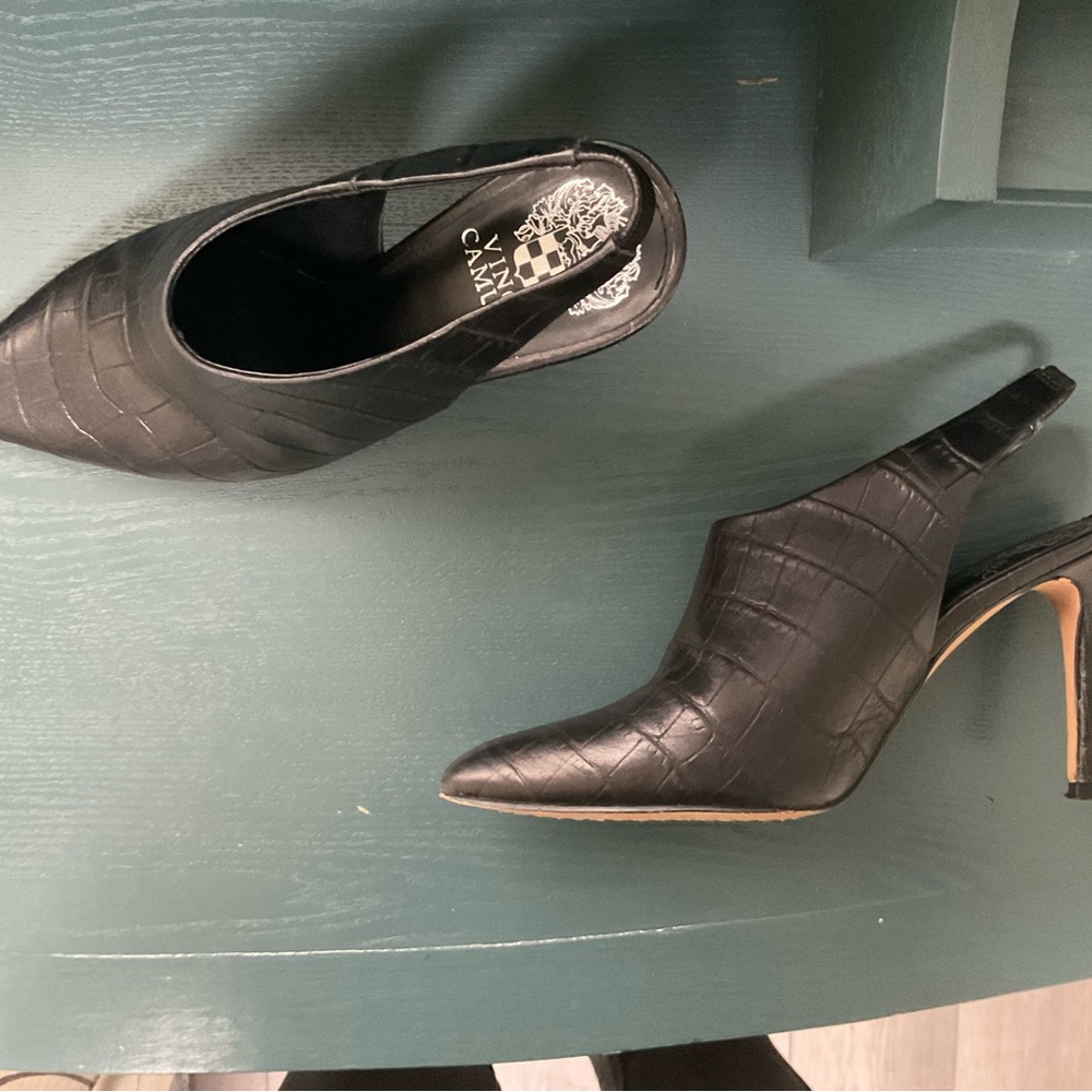 Vince Camuto Black Croc-Embossed Heels